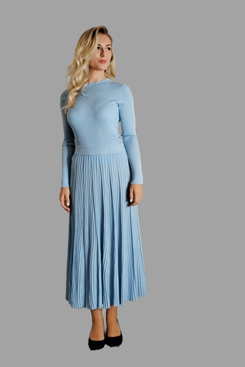 Cashmere Silk Blend Ribbed Knitwear Top and A line long Skirt with pleated detail blue