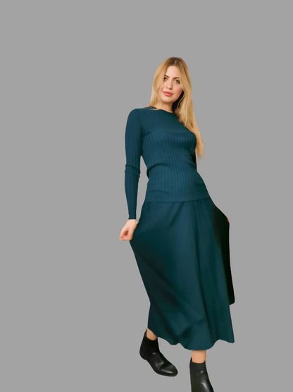 Cashmere Silk Blend Ribbed Knitwear Top and A line long Skirt with pleated detail Green