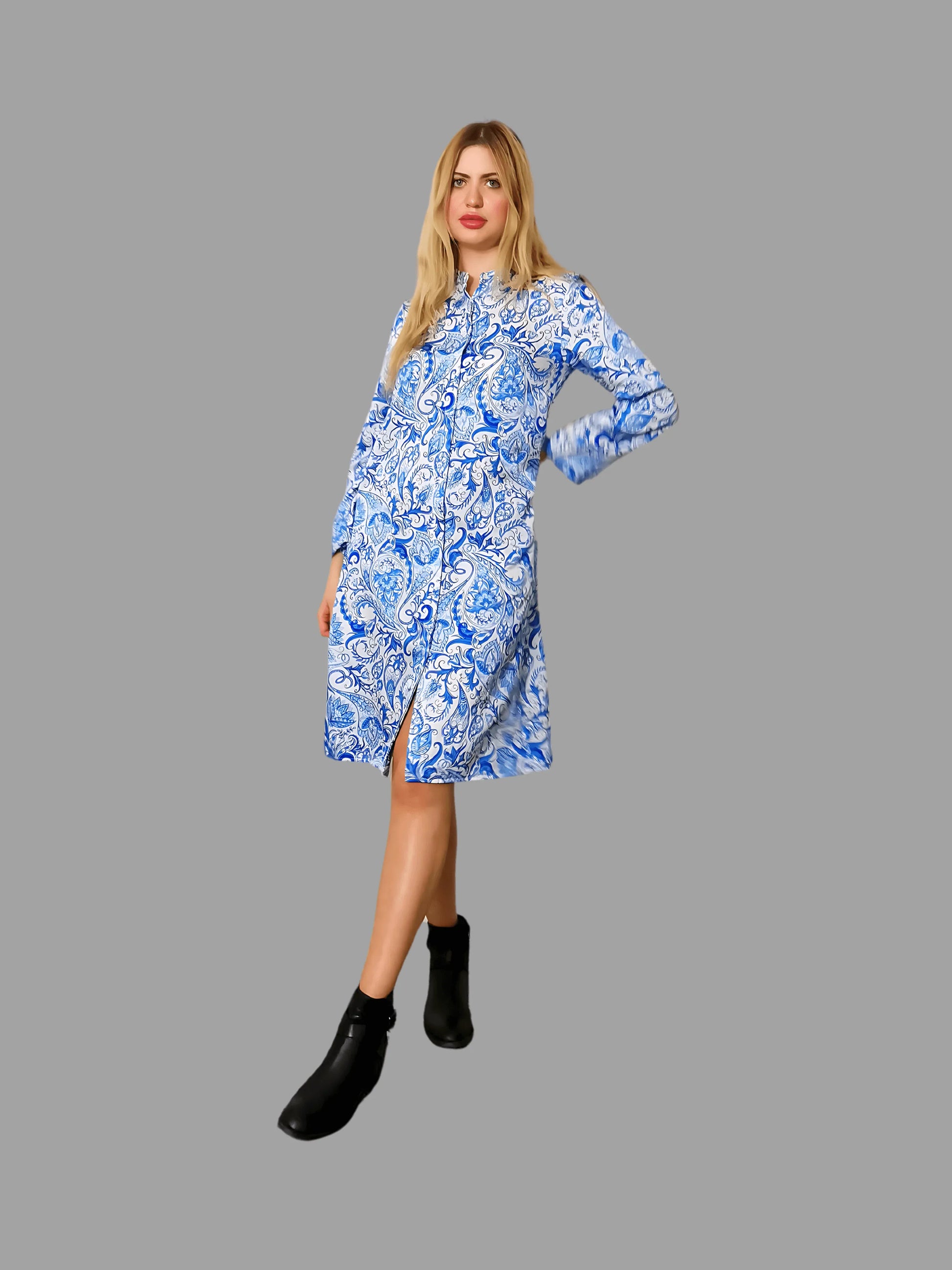 Robe chemise en mélange de soie et de coton mûrier à motif cachemire bleu