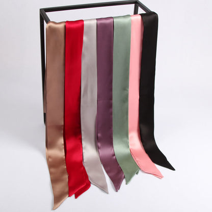 Schmaler Schal aus Satin-Maulbeerseide, staubiges Rosa